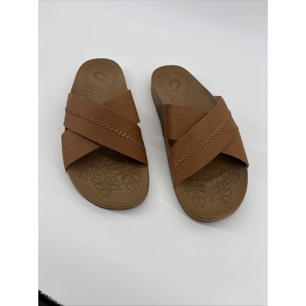 OluKai Women's Kipe'a 'Olu Sandals- Sahara Size 7